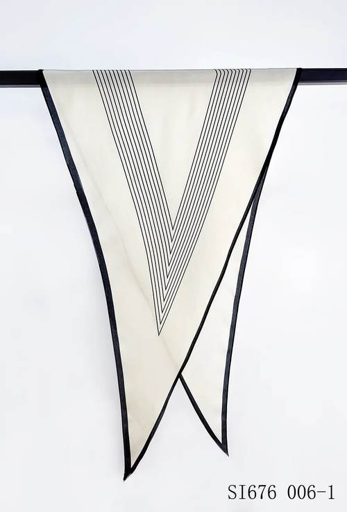 SILK-010